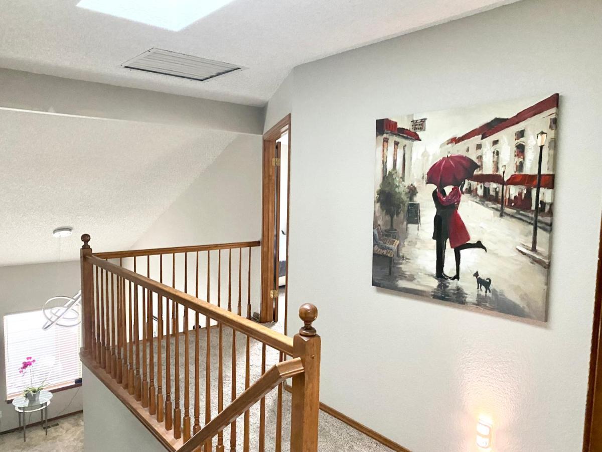 Artsy Home Close To Usafa With Fireplace And Patio Colorado Springs Eksteriør billede