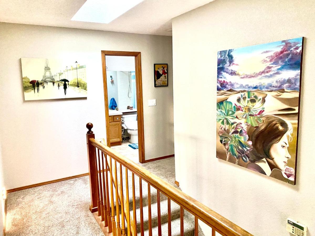 Artsy Home Close To Usafa With Fireplace And Patio Colorado Springs Eksteriør billede
